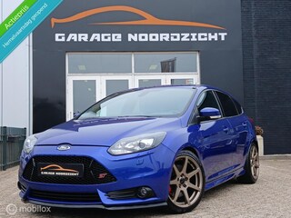 Ford Focus 2.0 ST-3 250PK