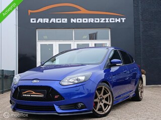 Ford Focus 2.0 ST-3 250PK