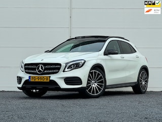 Mercedes-Benz GLA 180 AMG Org NL 1e eigenaar Pano HarmanKardon Schaalstoelen Memory seats Sportonderstel Camera Trekhaak