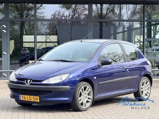 Peugeot 206 1.4 X-line | Trekhaak | Weinig KM | Zo Mee