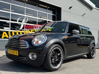 Mini Clubman 1.6 Cooper AUTOMAAT - Airco I Sport pakket I LED I 1/2 Leer I Dealer onderhouden