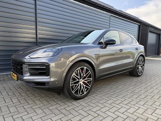Porsche Cayenne 3.0 S E-Hybrid 520 Pk Achterasbesturing/22 inch/stoelkoeling/Pano