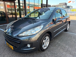 Peugeot 207 1.6 VTi XS / Automaat / Leder bekleding / PDC