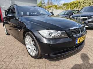 BMW 3ER REIHE 325i Touring Executive