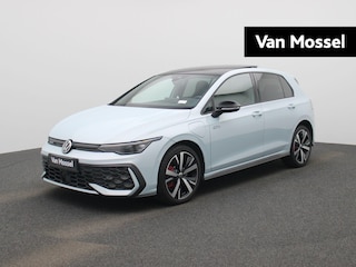 Volkswagen Golf 1.5 eHybrid GTE 272 PK| Panoramadak | 18 Inch Velgen | Head-Updisplay | Dodehoekdetectie | 360 Camera | LED Matrix | Navigatie | Stoelverwarming | Stuurwielverwarming | Black Style