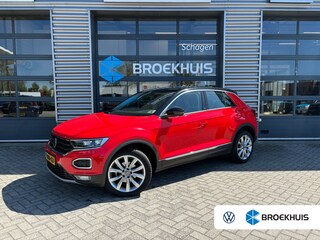 Volkswagen T-Roc 1.5 TSI 150 pk Sport | Trekhaak | Climatronic | Navigatie |