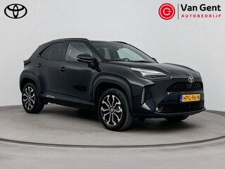Toyota Yaris Cross 1.5 Hybrid 115 First Edition | Dodehoek detectie | Stoel-/stuurverwarming | Adaptive Cruise | Parkeersensoren voor/achter | Apple Carplay / Android Auto