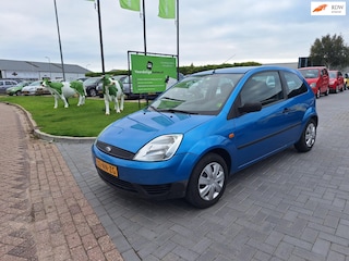 Ford Fiesta 1.25-16V Centennial / Frisse auto / APK oktober 2026