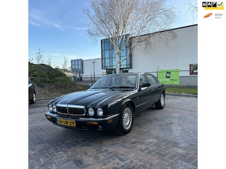 Jaguar XJ 3.2 V8 / Nette auto / APK oktober 2026