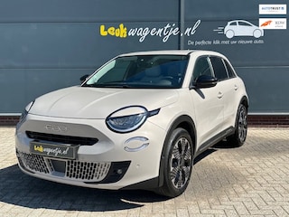 Fiat 600 1.2 Hybrid La Prima Autom. *cappuccino *alle opties