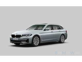 BMW 5-serie Touring 530e High Executive | Soh 100% | PANO | LASER | ACC | Comf stoelen