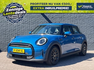 Mini Cabrio 5-Deurs (f55) 1.5 102pk One Automaat Business Edition | LENTEDEALS| Navi | Black Pack | LED koplampen | Union Jack achterlichten | Leder | NL Dealer onderhouden