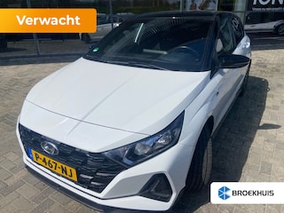 Hyundai i20 1.0 100pk T-GDI N-Line | Premium audio | Trekhaak | Camera | Airco | Cruise controle | Dodehoek detectie | Navigatie | Parkeersensoren | Digitaal cockpit