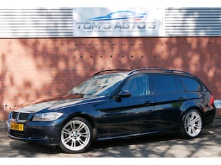 BMW 3-serie Touring 318i sport Line. ketting reeds verv. sport editie. zeer goede auto