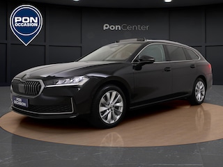 Skoda Superb Combi 1.5 TSI | Pano Dak | Trekhaak | ACC | Camera | Stuur-/Stoelverwarming V+A | Elek. Achterklep | 17'' |
