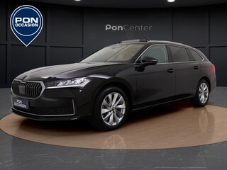 Skoda Superb Combi 1.5 TSI | Pano Dak | Trekhaak | ACC | Camera | Stuur-/Stoelverwarming V+A | Elek. Achterklep | 17'' |
