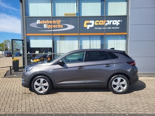 Opel Grandland X 1.2 Turbo Business Executive