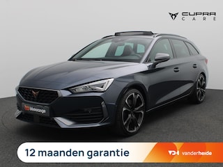 Cupra Leon 1.4 e-Hybrid Black Edition 245PK DSG Pano-Schuifdak, Keyless, Side Assist, Navi, Achteruitrijcamera, 19" LM Velgen, Stoel-Stuurverwarming