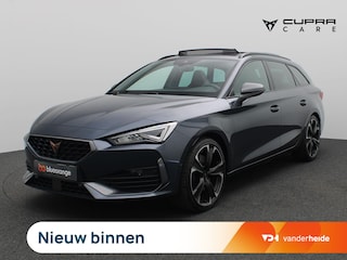 Cupra Leon 1.4 e-Hybrid Black Edition 245PK DSG Pano-Schuifdak, Keyless, Side Assist, Navi, Achteruitrijcamera, 19" LM Velgen, Stoel-Stuurverwarming
