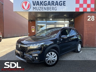 Suzuki S-Cross 1.5 Hybrid Style // ADAPT. CRUISE // DODEHOEK // STOELVERWARMING // CAMERA // APPLE-ANDROID AUTO // KEYLESS //