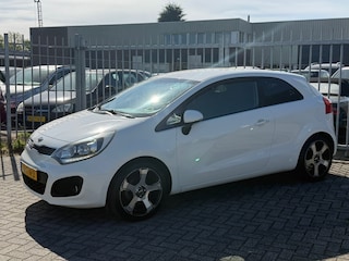 Kia Rio 1.2 CVVT Super Pack NL AUTO NAP! NAVI l Camera l Cruise l LED l Airco ECC l LMV! TOPSTAAT l DEALER OH!