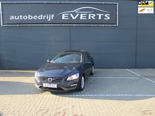 Volvo V60 1.6 D2 Momentum Automaat schuifdak recent nieuwe distributie scherpe export prijs lichte gebruik sporen