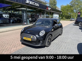 Mini Mini Yours 33 kWh | Leder | Premium Audio | Panoramadak | Camera | SOH 96.2% |