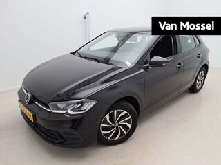 Volkswagen Polo 1.0 TSI Life 95 PK| Origineel Nederlands | 1e Eigenaar | Navigatie | Trekhaak | Parkeersensoren Voor & Achter | Apple Carplay | Android Auto | Digitale Cockpit | Airco | LED Koplampen