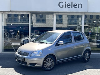 Toyota Yaris 1.3 VVT-I 5DR | Airconditioning, Centrale deurvergrendeling, Elektrische ramen, Weinig KM!