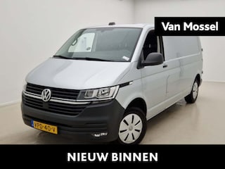 Volkswagen Transporter 2.0 TDI L2H1 Comfortline 110PK | Airco | Trekhaak | Radio | Bijrijdersbank | Parkeerhulp achter | Cruise control | Navigatie | Apple Carplay/Android Auto |