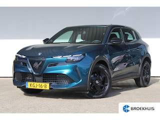Alfa Romeo Junior 1.2 Turbo Hybrid Ibrida | Adaptieve cruise control | Full-LED | Parkeersensoren achter | Apple carplay |