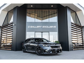 BMW 5-serie Touring - Panorama | B&W | Carbon | Elek. Trekhaak | 360 Camera