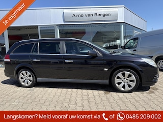 Opel Vectra Wagon 1.8-16V Executive, leder, climatronic, cruisecontrol, navigatie, pdc, trekhaak, isofix, afkomstig van 1e eigenaar, top onderhouden !