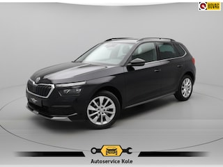 Skoda Kamiq 1.0 TSI Style * Glazen dak * Stoelverwarming * Camera * Climate controle *