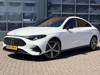 Mercedes-Benz CLA 250+ Launch Edition 85.5 kWh | Nightpakket | Spiegelpakket | Memorypakket | Vast panoramadak | Trekhaak | AMG Styling | Stoelverwarming