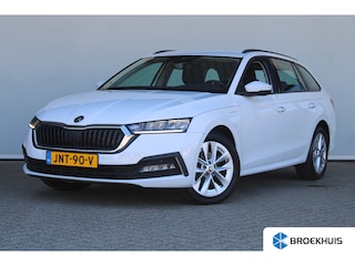 Skoda Octavia Combi 1.4 TSI iV PHEV Business Edition | Stoelverwarming | LED-verlichting | Navigatiesysteem | Parkeersensoren voor en achter |