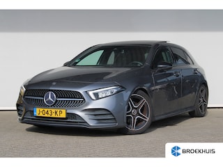 Mercedes-Benz A-klasse 180 Business Solution AMG | Sportstoelen | Schuif-kanteldak | Alcantara bekleding | Achteruitrijcamera | Voorstoelen verwarmd |