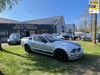 Ford Mustang USA 4.6 V8 GT * iconische sportcoupé * Amerikaanse klassieker * airco * cruise *