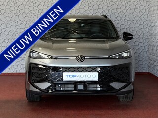 Volkswagen T-Roc 1.5 eTsi R-LINE 150PK EDITION TREKHAAK BLACK STYLE 19''LMV IQ LED/GRIL/LOGO STOEL/STUUR.VERW ELEK.KLEP 2026 ✅Top Auto's Wijchen , 30 Jaar Specialist in Volkswagen  : Alle Type's : R-Line Edition / Style / First Edition / Highline / Life , Zowel PHEV / HEV / MHEV / Benzine ✅