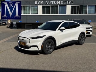 Ford Mustang Mach-E Extended RWD 98 kWh 94% SOH | DEALER ONDERHOUDEN | LEDER | ELEKTRISCHE ACHTERKLEP| BANG & OLUFSEN AUDIO| STOEL + STUURVERWARMING| 360 CAMERA|