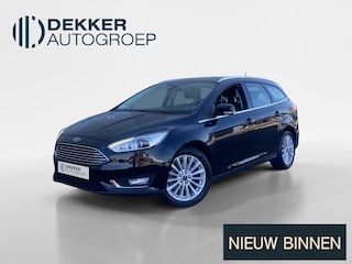 Ford Focus Titanium 1.5 Ecoboost 150 pk Navigatie groot scherm - Active Park Assist - Xenon verlichting - Elektrische trekhaak geremd 1500 kg