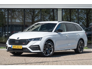 Skoda Octavia Combi 1.4 TSI RS iV PHEV Business | Trekhaak | DCC | Camera | Stoel- Stuurverw. | ACC