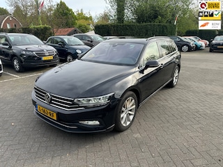 Volkswagen Passat Variant 1.6 TDI Comfort Business , automaat , navigatie , pdc voor en achter