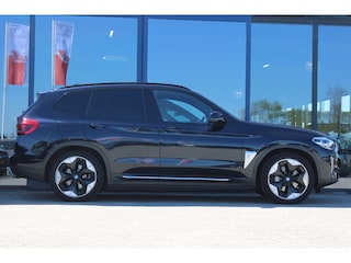BMW iX3 High Executive 80 kWh M SPORT LEDER PANORAMADAK HEAD-UP TREKHAAK