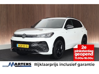 Volkswagen Tiguan 1.5 eHybrid 204pk R-Line Edition Black Style Oryxwit Trekhaak 360Camera Leder Memory Stoel + Stuurverwarming Keyless Navigatie