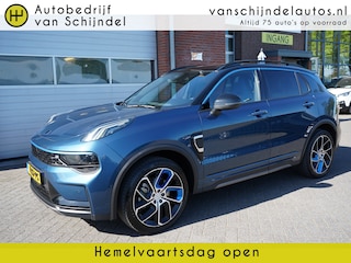 Lynk & Co 01 1.5 261PK! MY23! SEPT 2023 ORIGINEEL NL DEALER OH! ZWARTE HEMEL! 360CAMERA PANORAMADAK FULL LED 20INCH ADAPTIEVE CRUISE ANDROID/APPLECARPLAY STOELVERWARMING NAVI PDC V+A CLIMA ENZ...