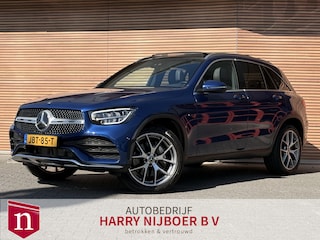 Mercedes-Benz GLC 300e 4MATIC Business Solution AMG Panodak / Trekhaak / Leer / LED / Camera / Navi