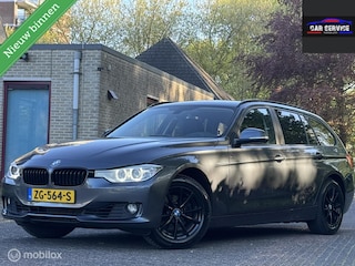 BMW 3-serie Touring 320i High Executive Upgrade/NWE APK/TREKH