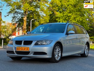 BMW 3-serie Touring 318i Business Line|NAVI|6BAK|PSENSOR|CRUISE|AIRCO