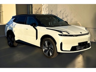 Lynk & Co 08 1.5 More 257kW/350pk Aut3 Plug-In Hybrid 200km ultra range!! PANORAMADAK + MATRIX LED + ADAPT.CRUISE + PILOT ASSIST + BLIS + STOELVENTILATIE&-MASSAGE + STOELVERWARMING V&A + HARMAN/KARDON + 360 CAMERA + LANE ASSIST + PARKSENSOREN + 21" LM-VELGEN!!